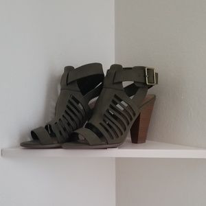 Olive green small heel